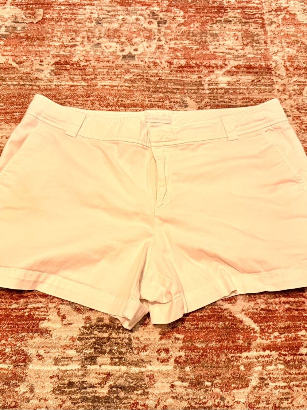 New York & Company White Women's Chino Shorts - Picture 3 of 4